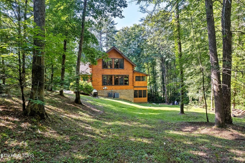2339 Bogle Spring Loop, Sevierville, TN 37862