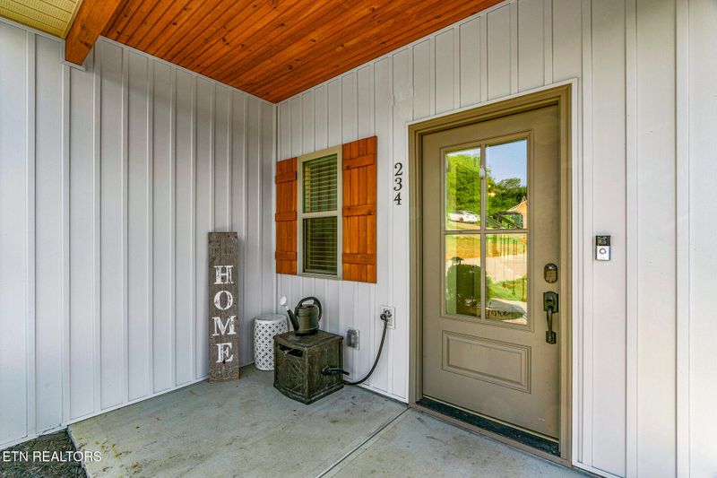 234 Clear Creek Rd, Kodak, TN 37764