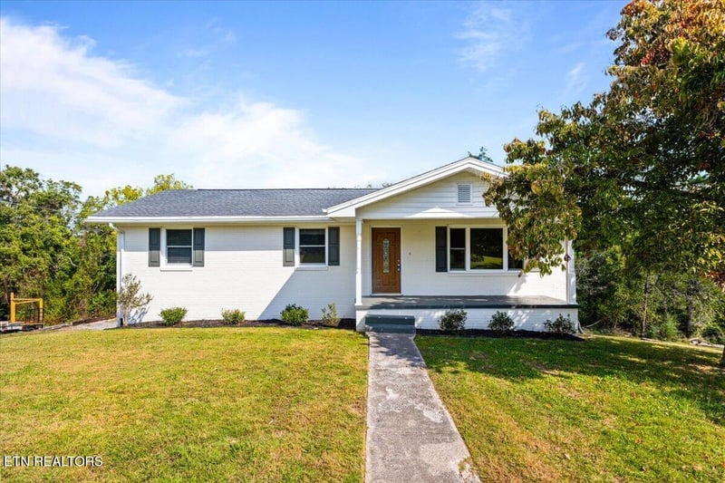 234 College Park Rd, Lafollette, TN 37766