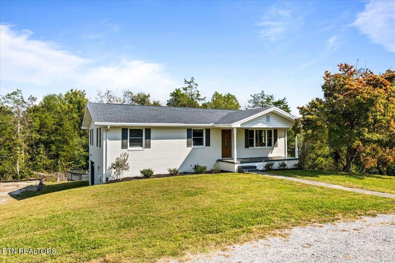 234 College Park Rd, Lafollette, TN 37766