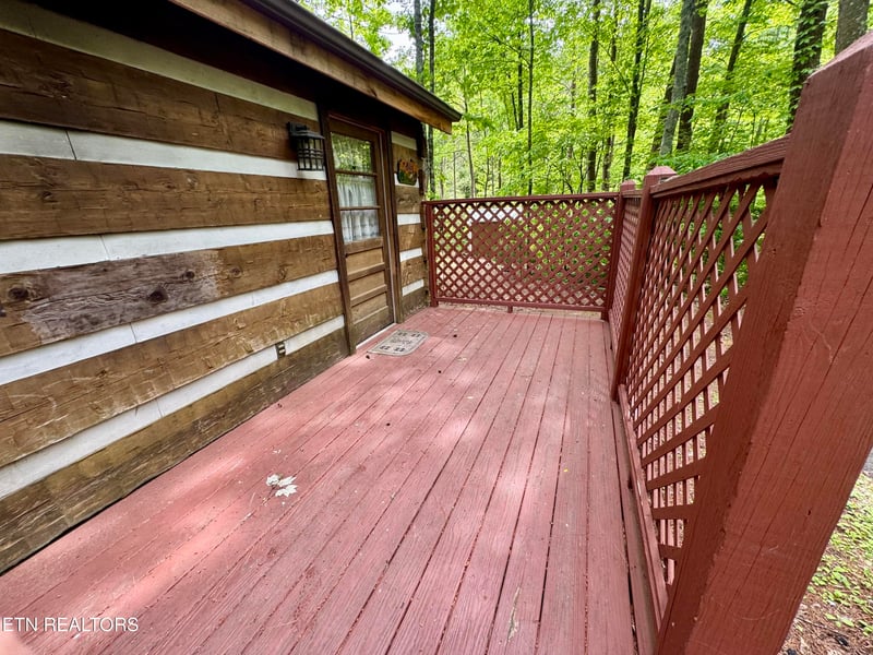 2340 Avon Cir, Sevierville, TN 37876