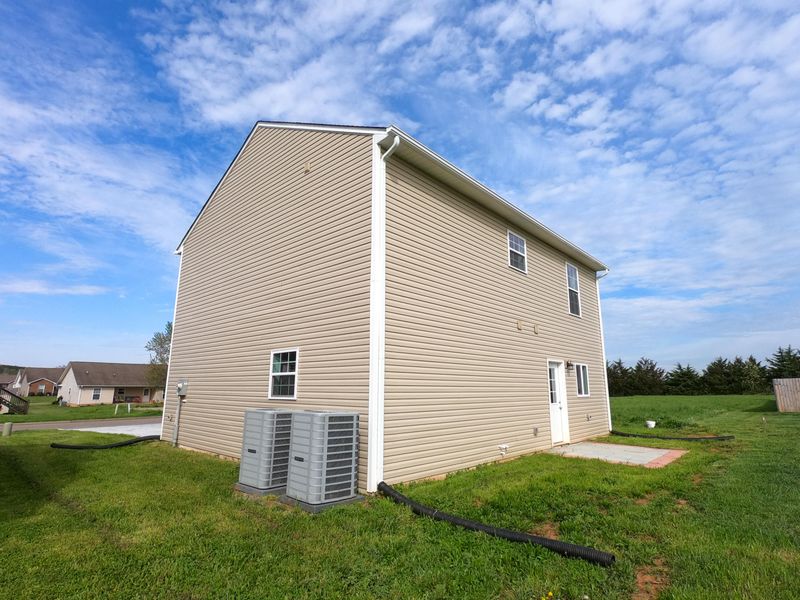 2341 Monarch Cir, Sevierville, TN 37876