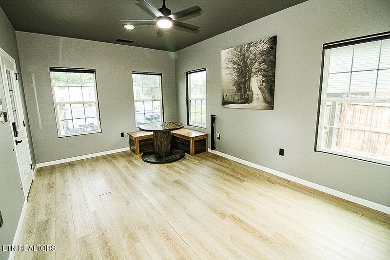 2342 Scenic Mountain Dr, Sevierville, TN 37876