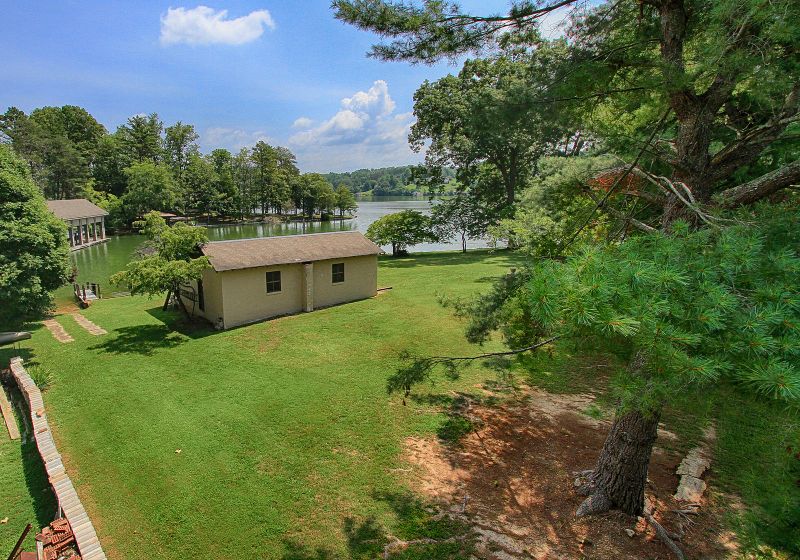 23422 Beals Chapel Rd, Lenoir City, TN 37772