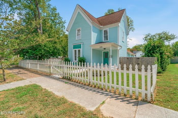 2346 Woodbine Ave, Knoxville, TN 37917