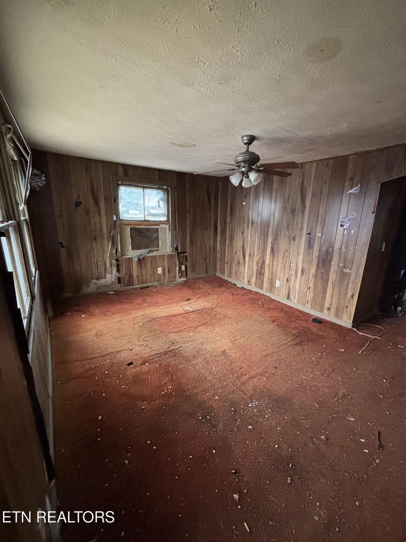 235 Badgett St, Alcoa, TN 37701