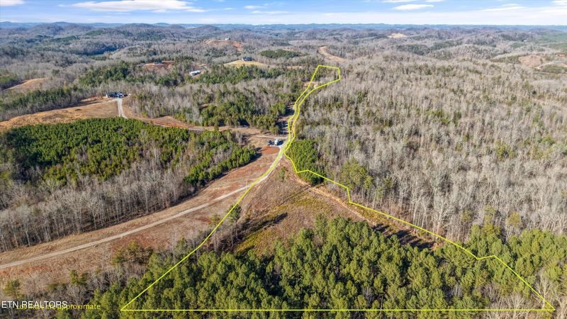 235 Bill Moser Rd, Vonore, TN 37885