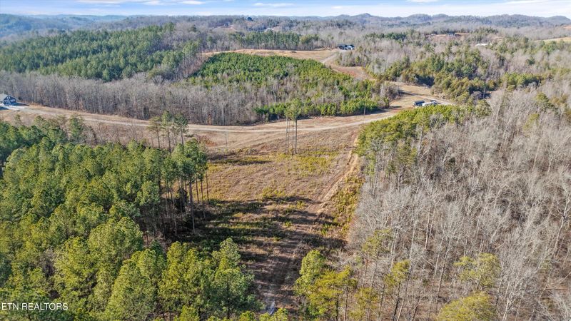 235 Bill Moser Rd, Vonore, TN 37885