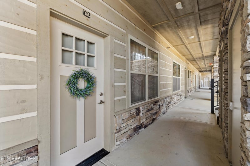 235 Bishops Cap Cir #102, Townsend, TN 37882