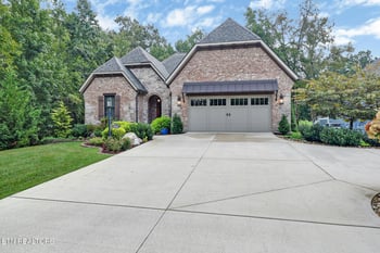 235 Forest Hill Dr, Crossville, TN 38558