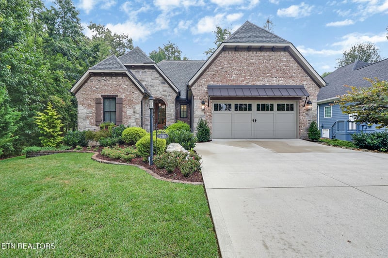 235 Forest Hill Dr, Crossville, TN 38558