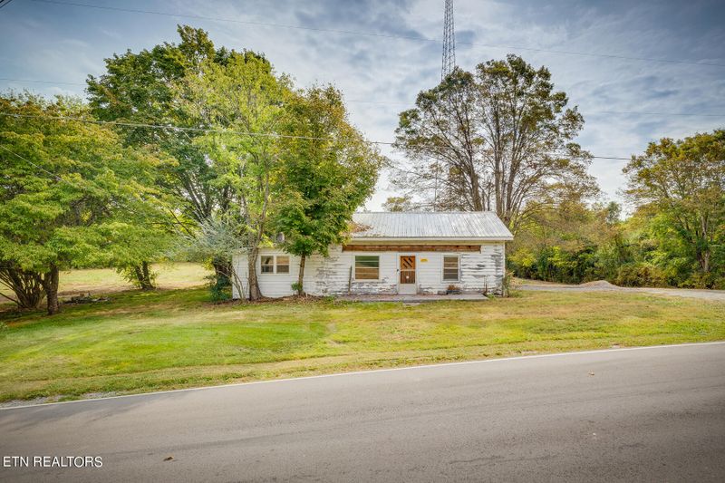 235 Gun Ridge Rd, Vonore, TN 37885