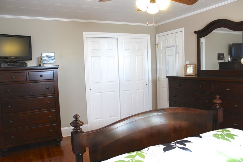 235 Hillvale Rd, Clinton, TN 37716