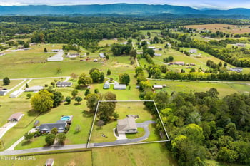 235 John Bouldin Dr, Maryville, TN 37801