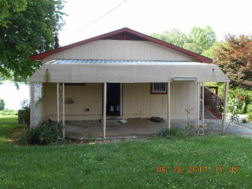 235 Stiner Rd, Sharps Chapel, TN 37866