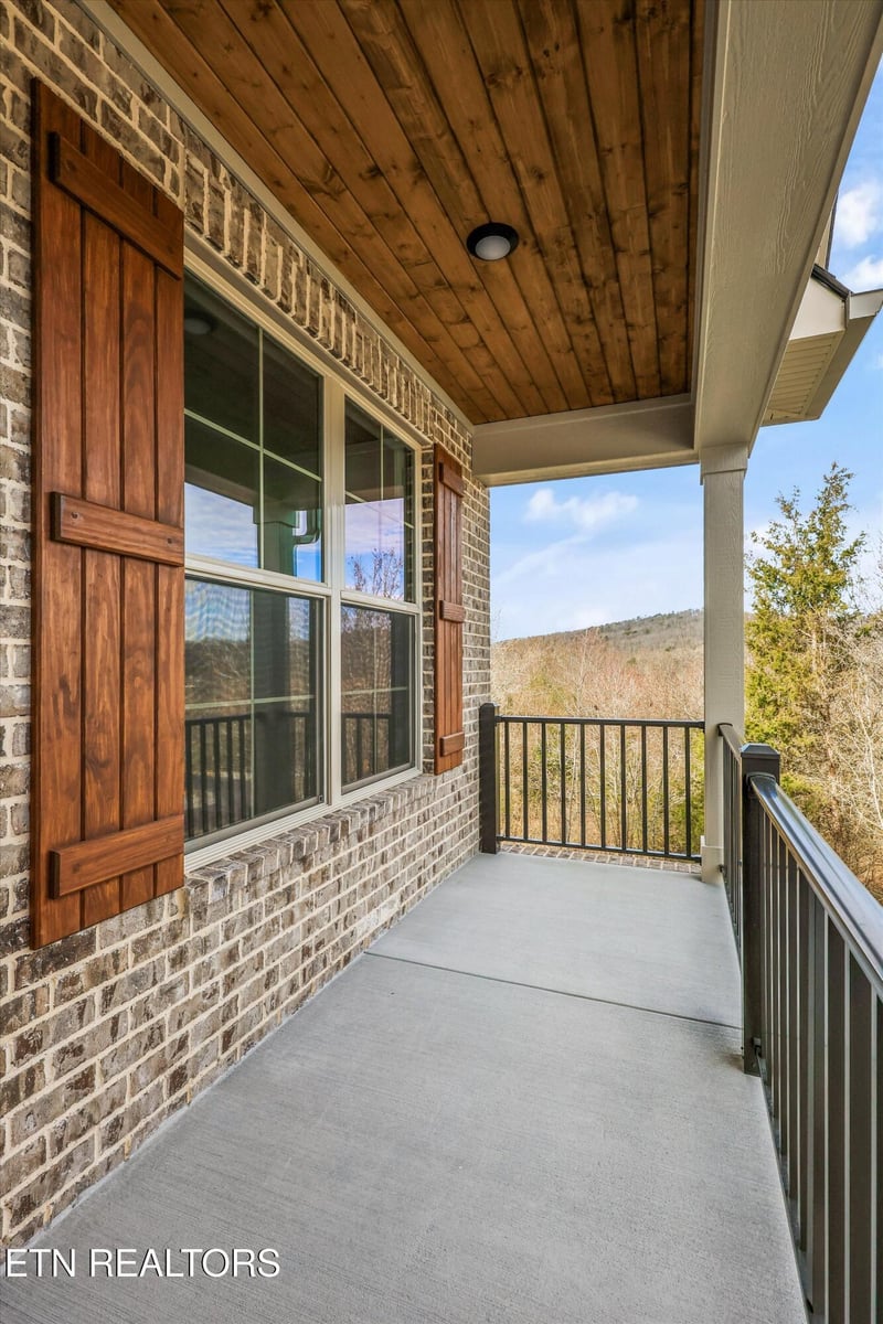 235 Walelu Tr, Vonore, TN 37885