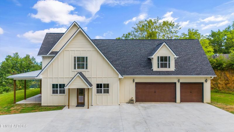 2350 Paradise Way, Sevierville, TN 37876