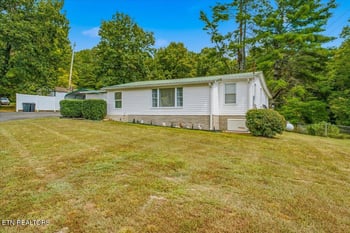 2353 Old Harriman Hwy, Harriman, TN 37748