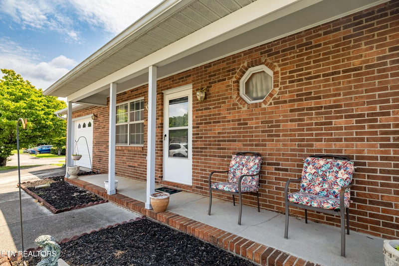 2354 Governors Ct, Maryville, TN 37801