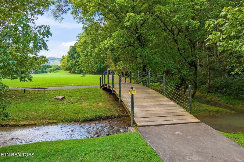 2354 Misty Mountain Cir, Knoxville, TN 37932