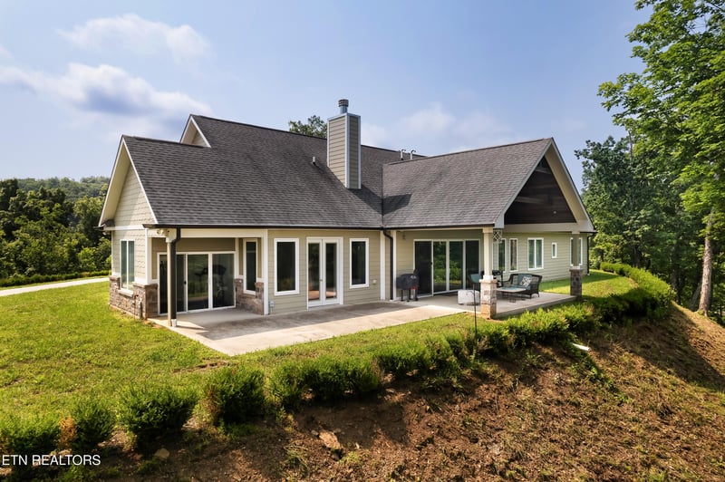 2356 Coaster Way, Sevierville, TN 37876