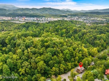 2359 Alpine Village Way, Pigeon Forge, TN 37863