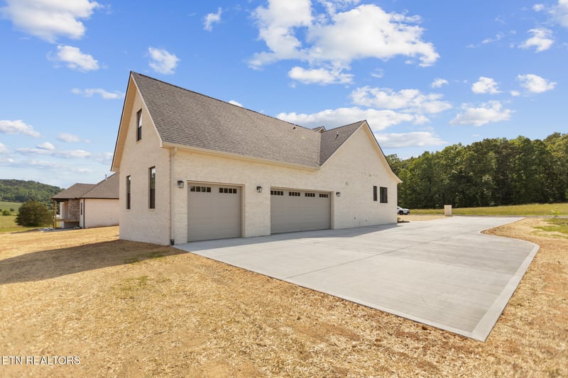 236 Big Oak Dr, Kingston, TN 37763