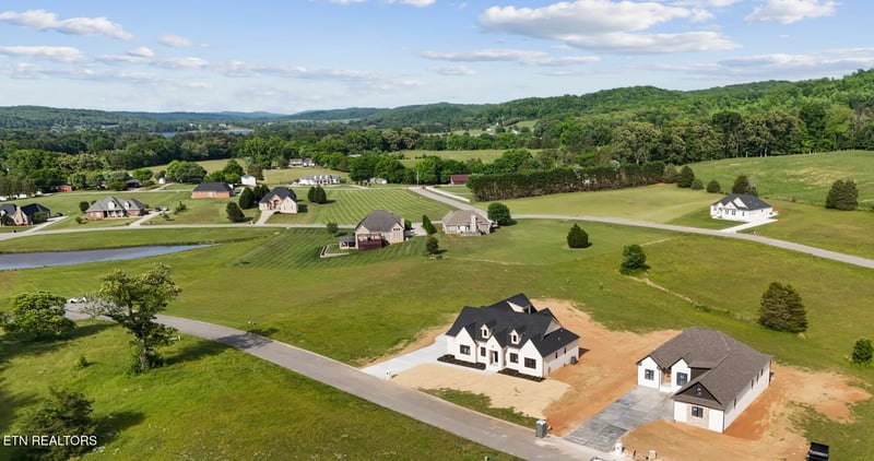 236 Big Oak Dr, Kingston, TN 37763