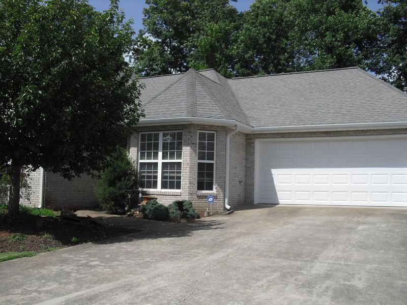 236 Braden Ct, Clinton, TN 37716