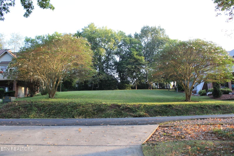 236 Chatuga Way, Loudon, TN 37774
