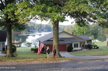 236 Chatuga Way, Loudon, TN 37774
