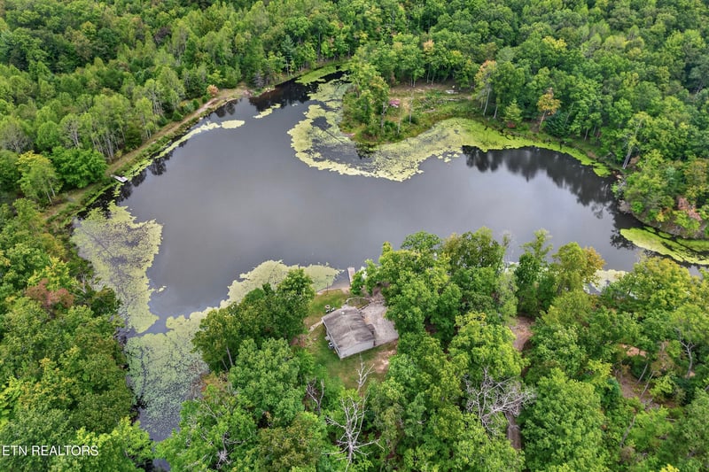 236 Circle Rd, Crossville, TN 38572