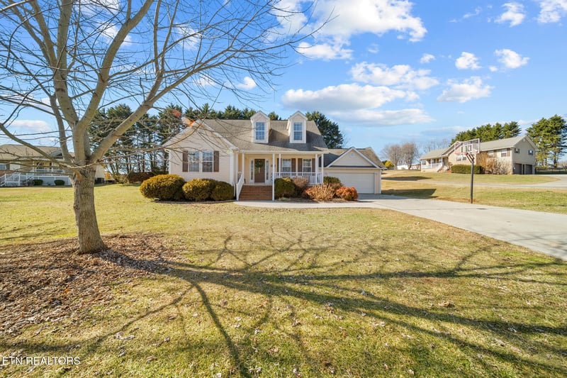 236 Dove Dr, Sevierville, TN 37876