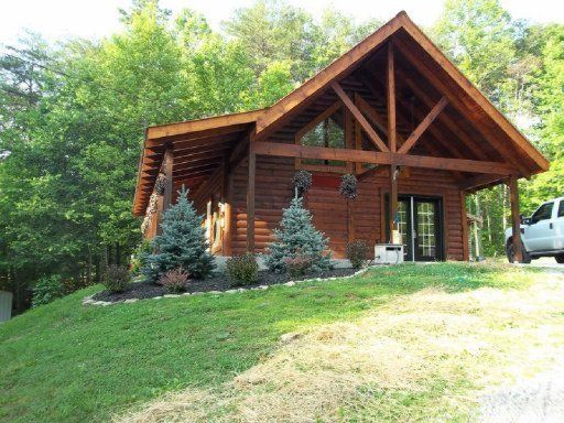 236 Duckett Ridge Rd, Tellico Plains, TN 37385