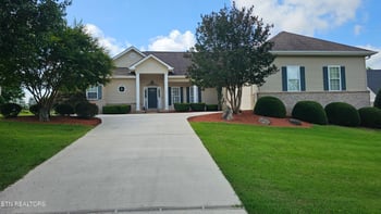 236 Ganega Tr, Vonore, TN 37885