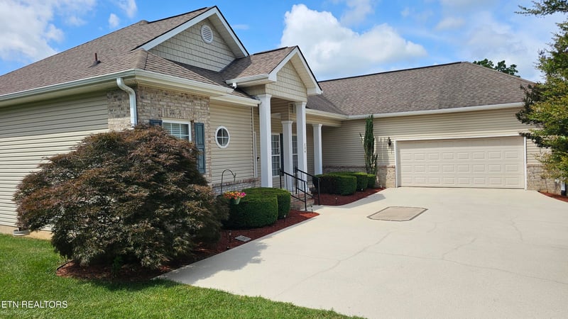236 Ganega Tr, Vonore, TN 37885