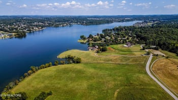236 Osprey Point, Louisville, TN 37777
