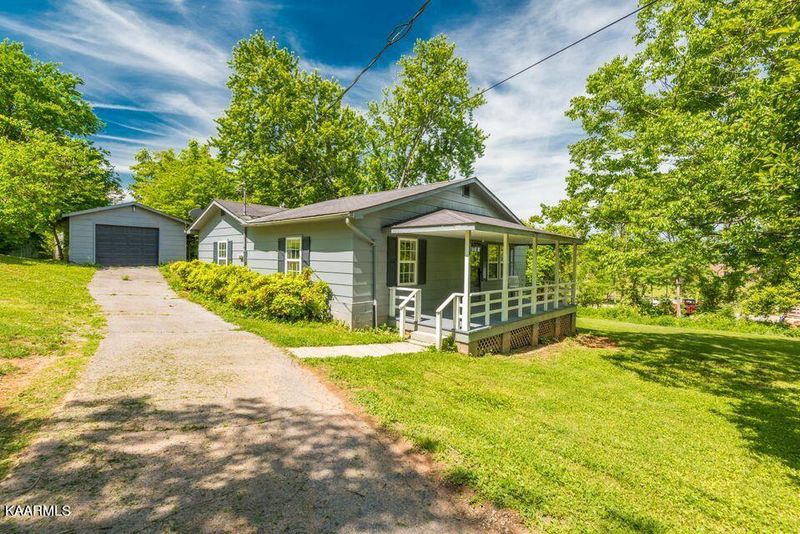 236 Sunset View Dr, Kingston, TN 37763