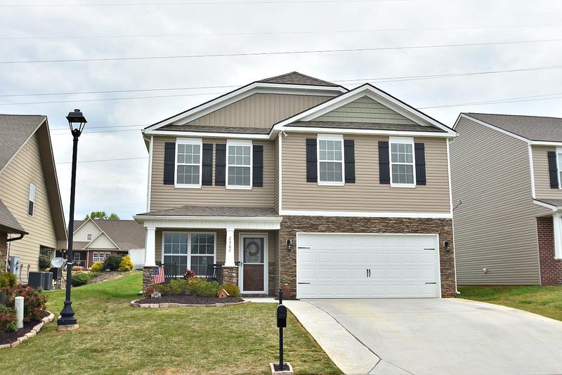 2362 Mccampbell Wells Way, Knoxville, TN 37924