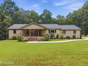 2362 Pow Camp Rd, Crossville, TN 38572