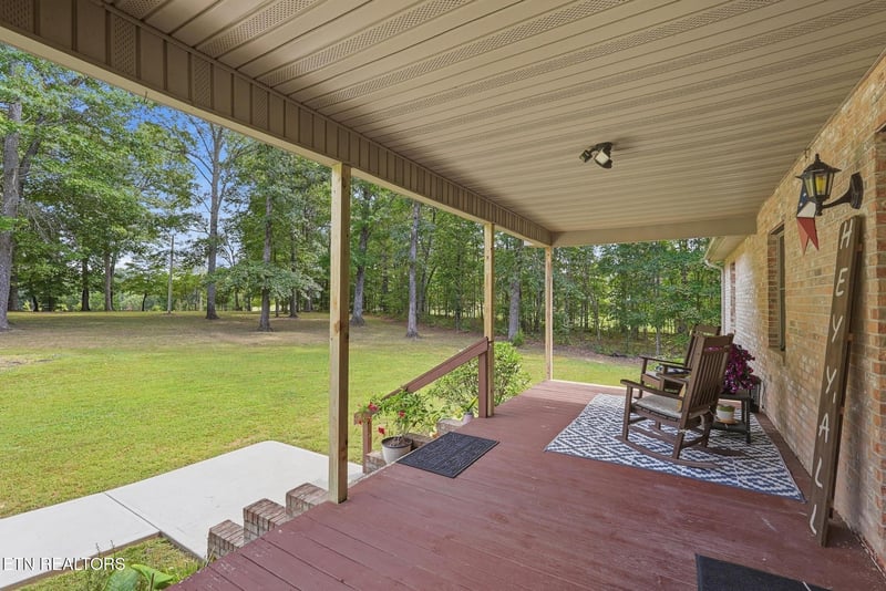2362 Pow Camp Rd, Crossville, TN 38572