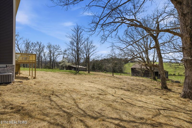 237 Cross Valley Rd, Lafollette, TN 37766