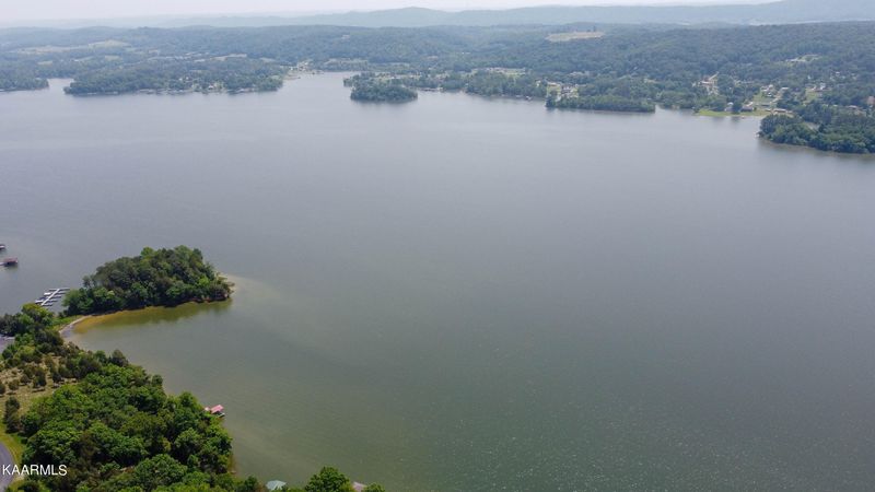 237 E Shore Dr, Rockwood, TN 37854