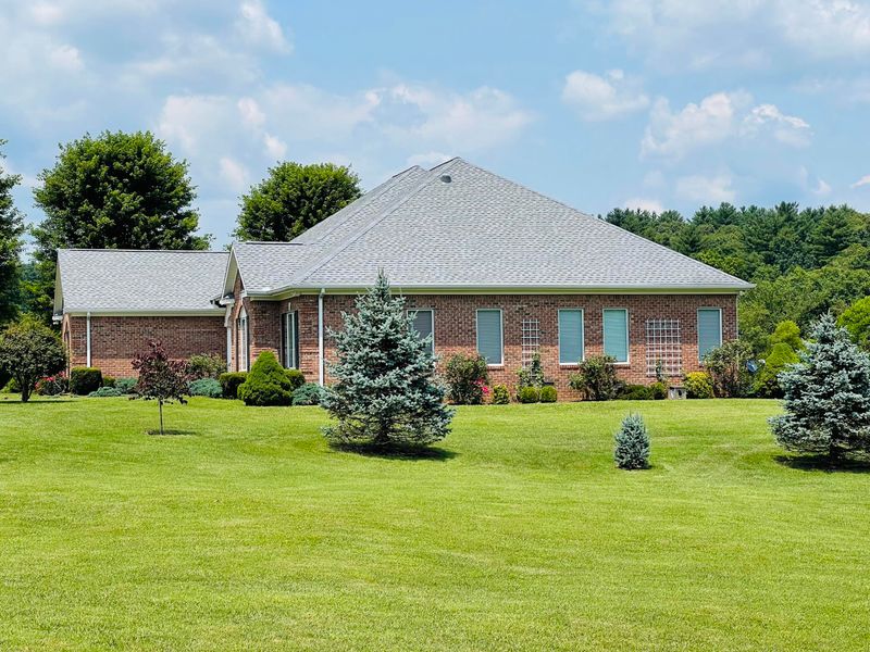 237 Keating Loop, Crossville, TN 38555