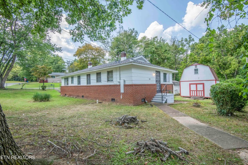 237 S Dillard Ave, Oak Ridge, TN 37830