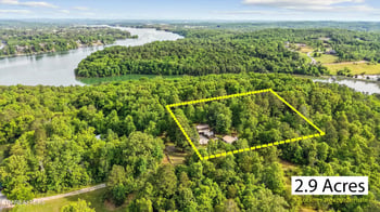 2380 Mckelvey Rd, Greenback, TN 37742