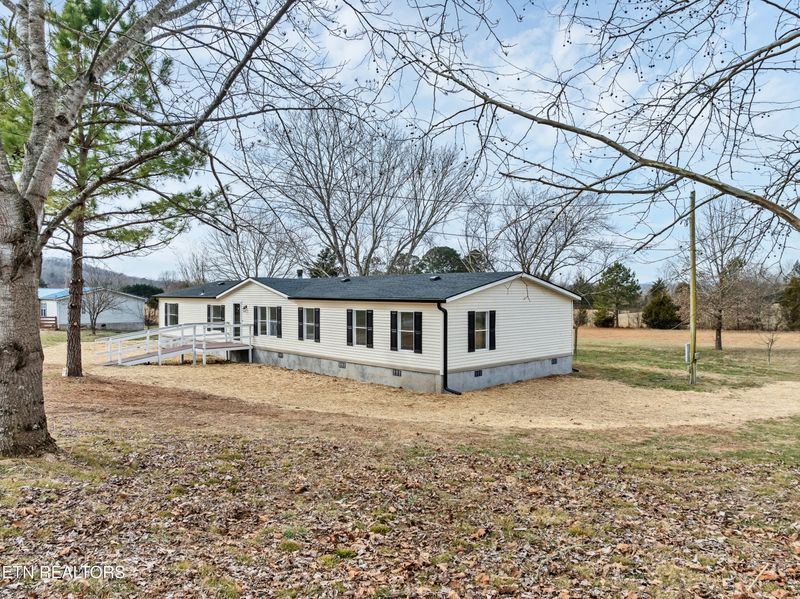 2380 River Rd, Kingston, TN 37763