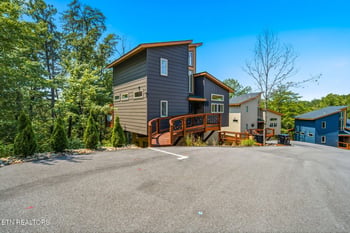 2385 Forge Hideaway Loop #4, Pigeon Forge, TN 37863