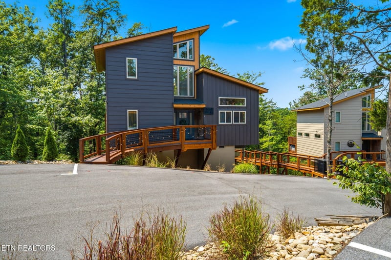 2385 Forge Hideaway Loop #4, Pigeon Forge, TN 37863