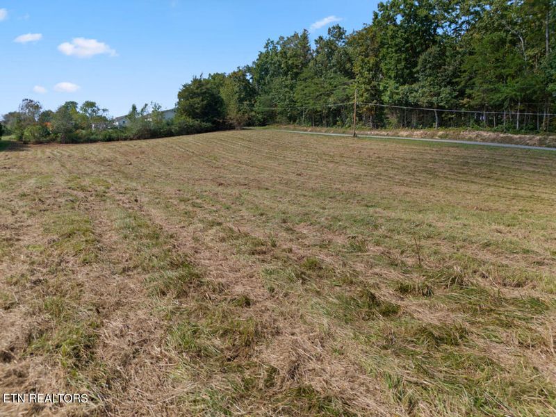 2387 W Wade Rd, Loudon, TN 37774